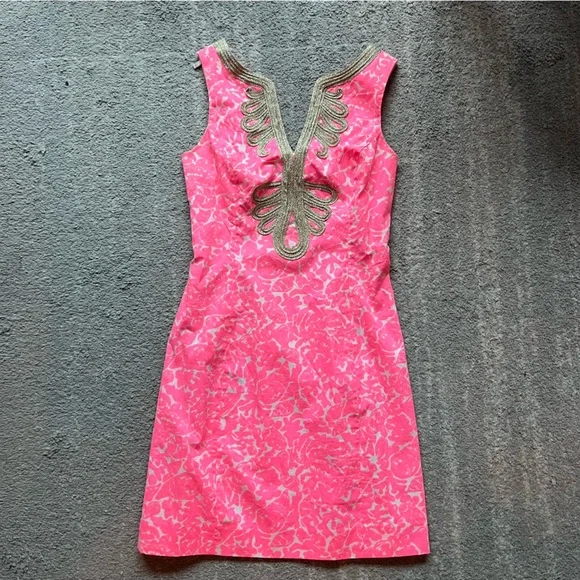 pink and gold lilly pulitzer dress Lilly Pulitzer Dress Size 0 – Chic At The Beach main image 0